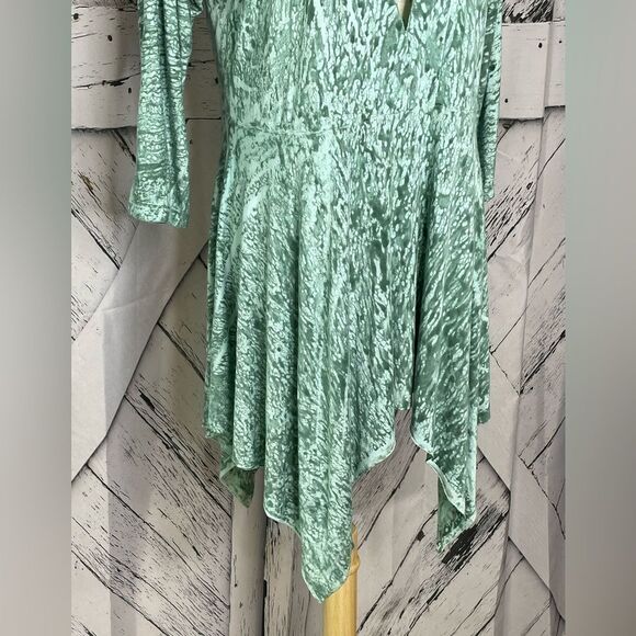 Glima Batik V-Neck Tunic Handkerchief Hem XL - Picture 4 of 6